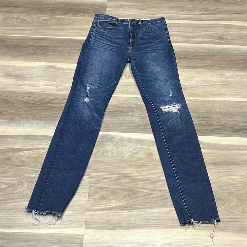 Abercrombie & Fitch ultra high rise super skinny jeans size 28